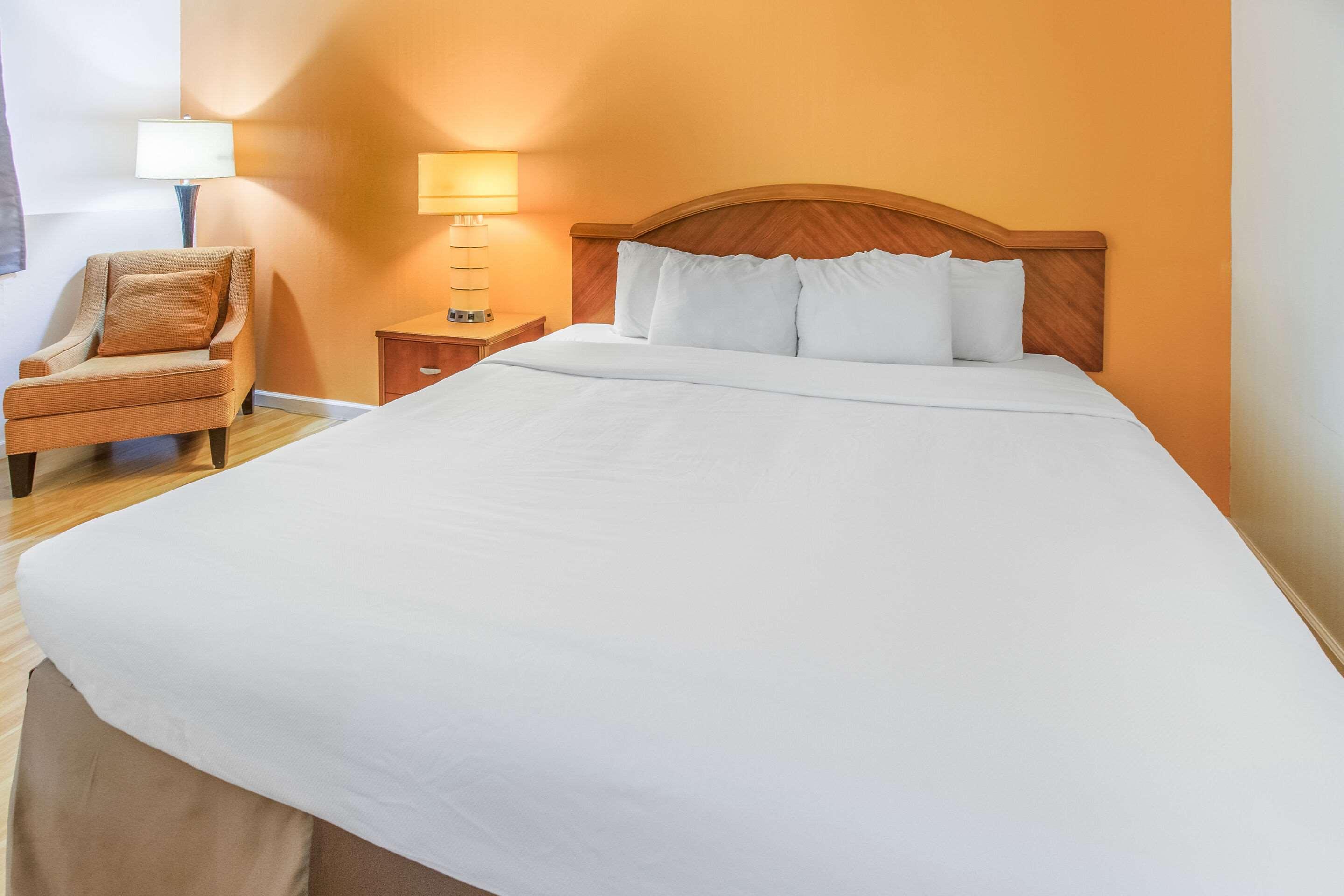 Econo Lodge Аллайанс Экстерьер фото